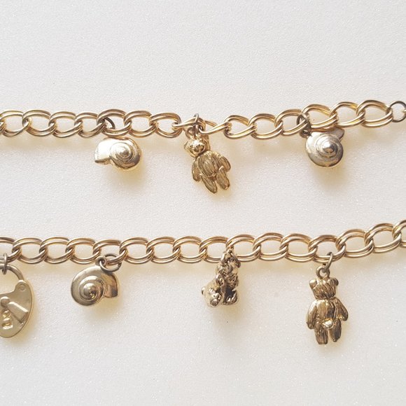 🐻 2 x 90s gold tone Charm Bracelets Teddy Shells - Picture 6 of 7